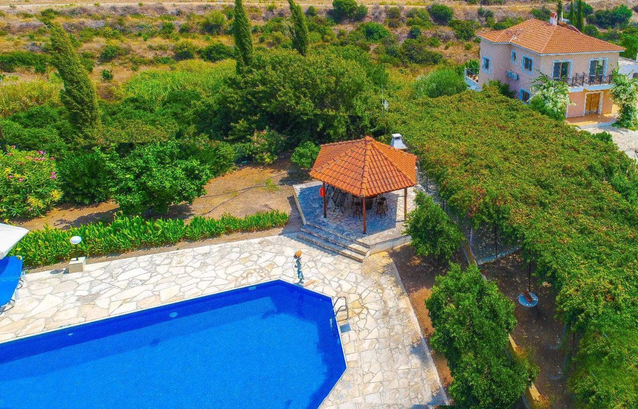Villa Athina Finiki Polis ภายนอก รูปภาพ