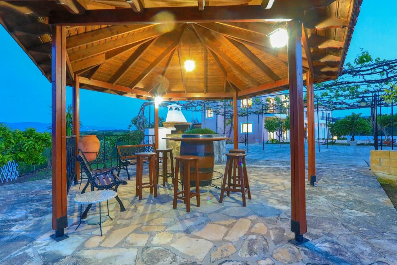 Villa Athina Finiki Polis ภายนอก รูปภาพ