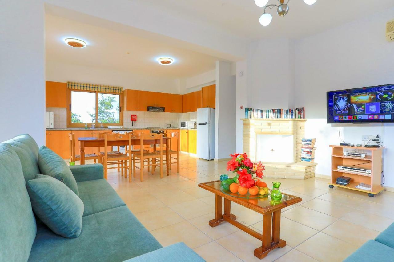 Villa Athina Finiki Polis ภายนอก รูปภาพ